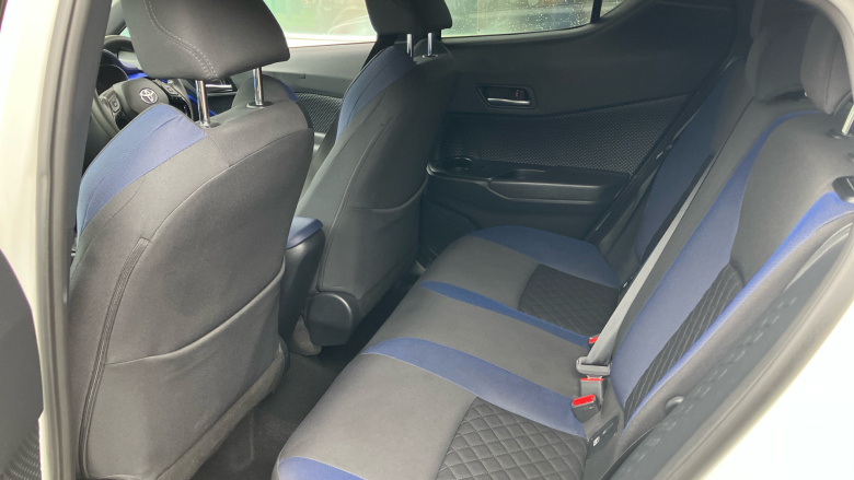 Toyota C-HR 1.8 Hybrid Dynamic 5dr CVT Hybrid Hatchback